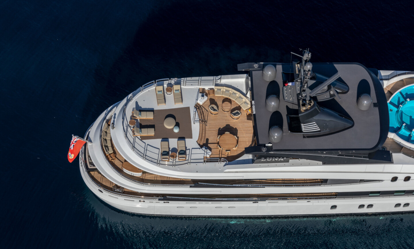Luna B yacht for Charter 6