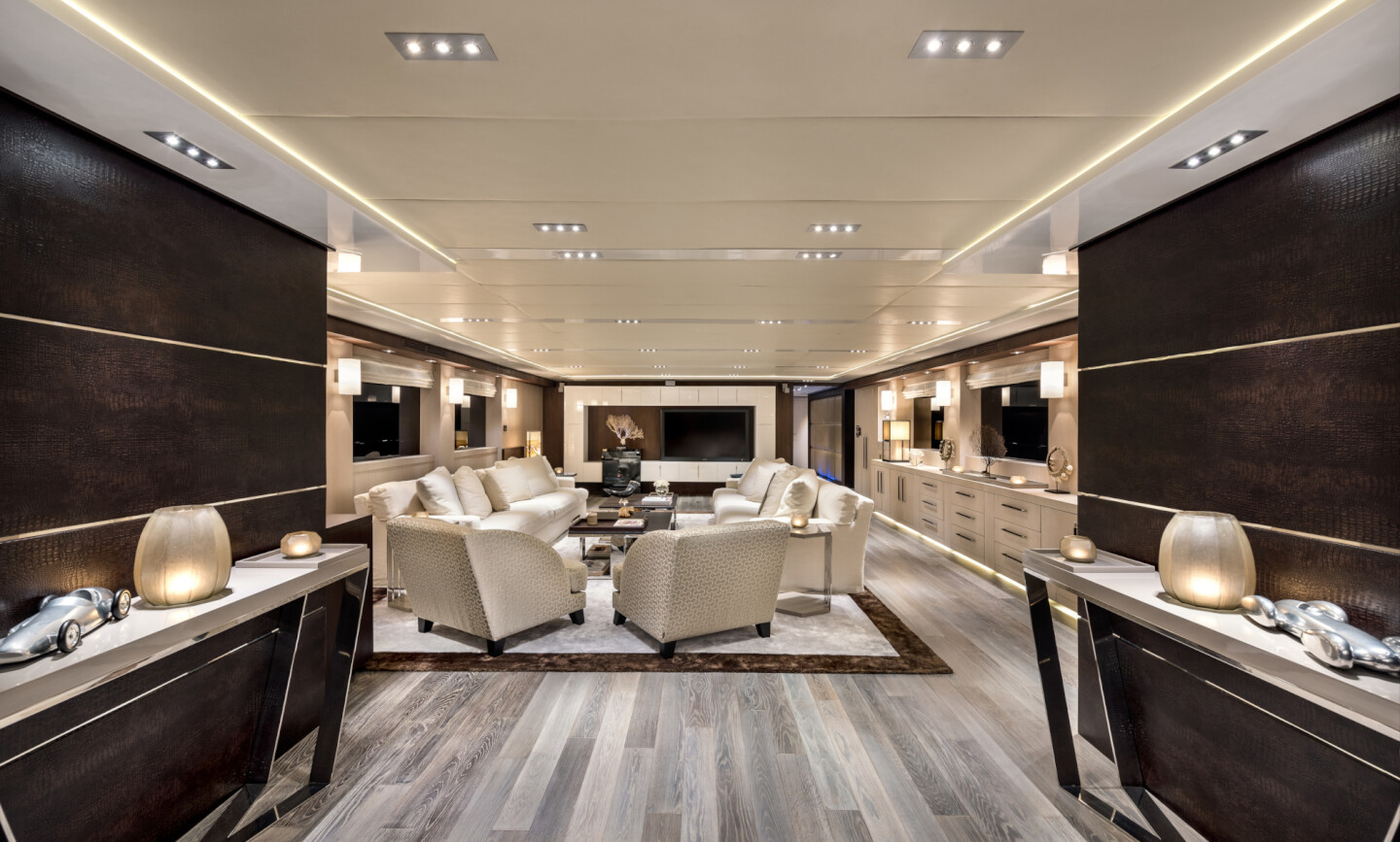 Grayzone yacht for Charter 11